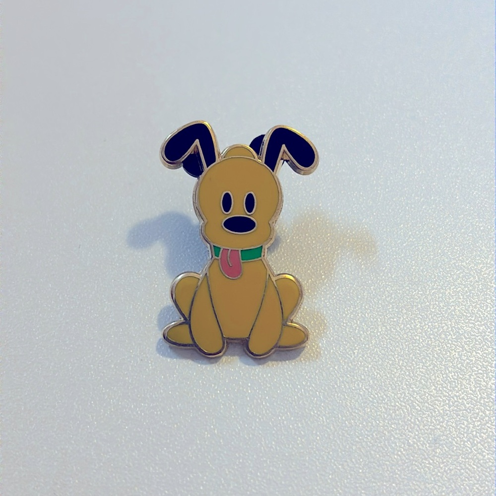 Disney Pin Pluto - 2007 *Retired Design*